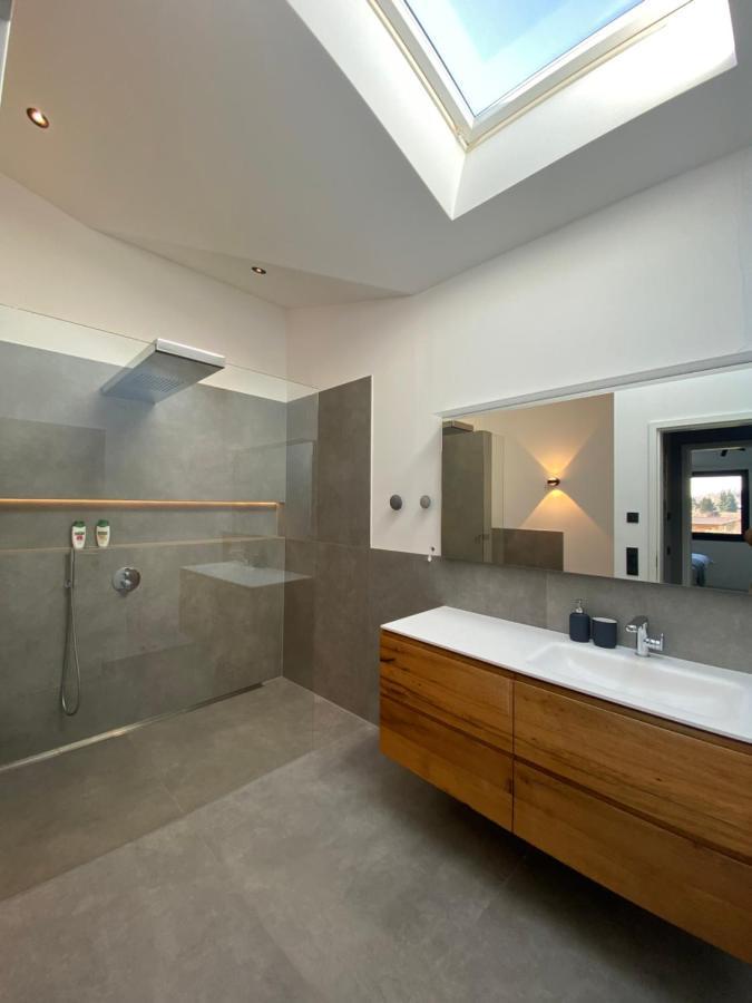 Moderne Ferienwohnung Stephanskirchen Екстер'єр фото
